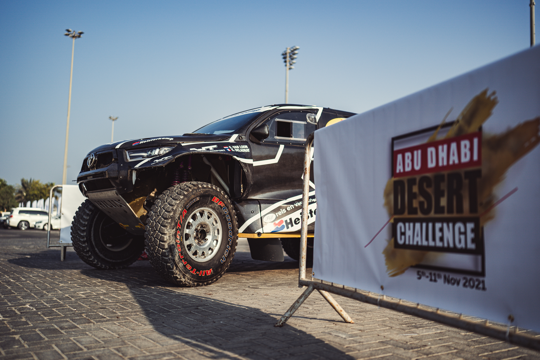 Van Loon klaar voor start van Abu Dhabi Desert Challenge