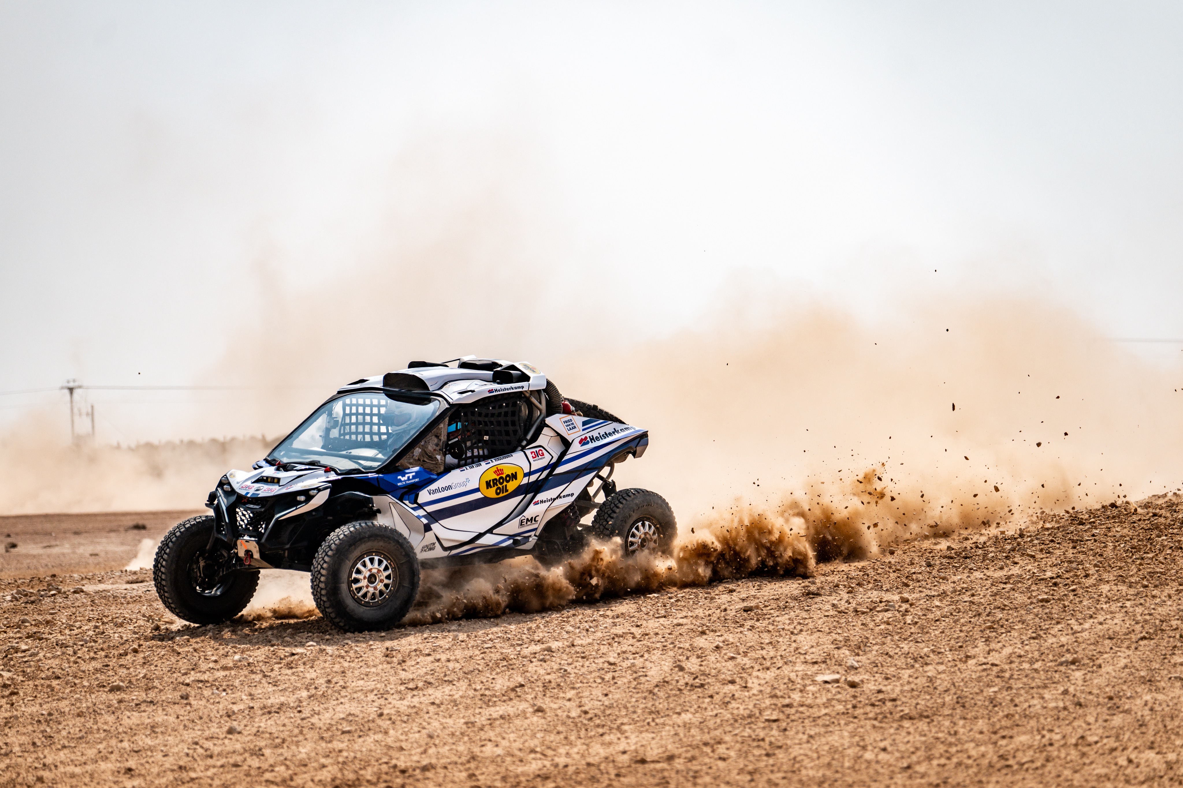 Erik van Loon en Wouter Rosegaar beginnen met overtuigende winst in MB Rally Throphy