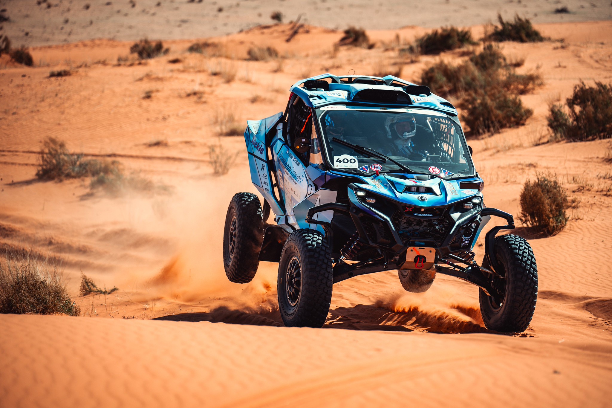 ‘Van Loon Airways’ vliegt door laatste etappe in Saoedi-Arabië